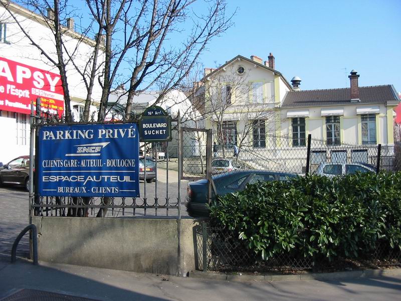 Entre et vue Ouest du BV d'Auteuil-Boulogne au 22 Fvrier 2003