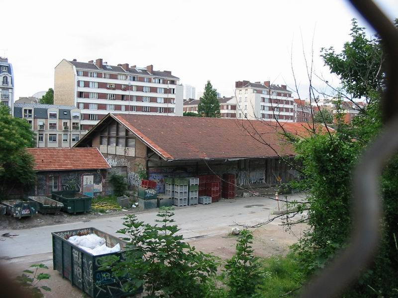 2 me vue de la Gare Marchandise de la Glacire-Gentilly au 08 Juin 2003