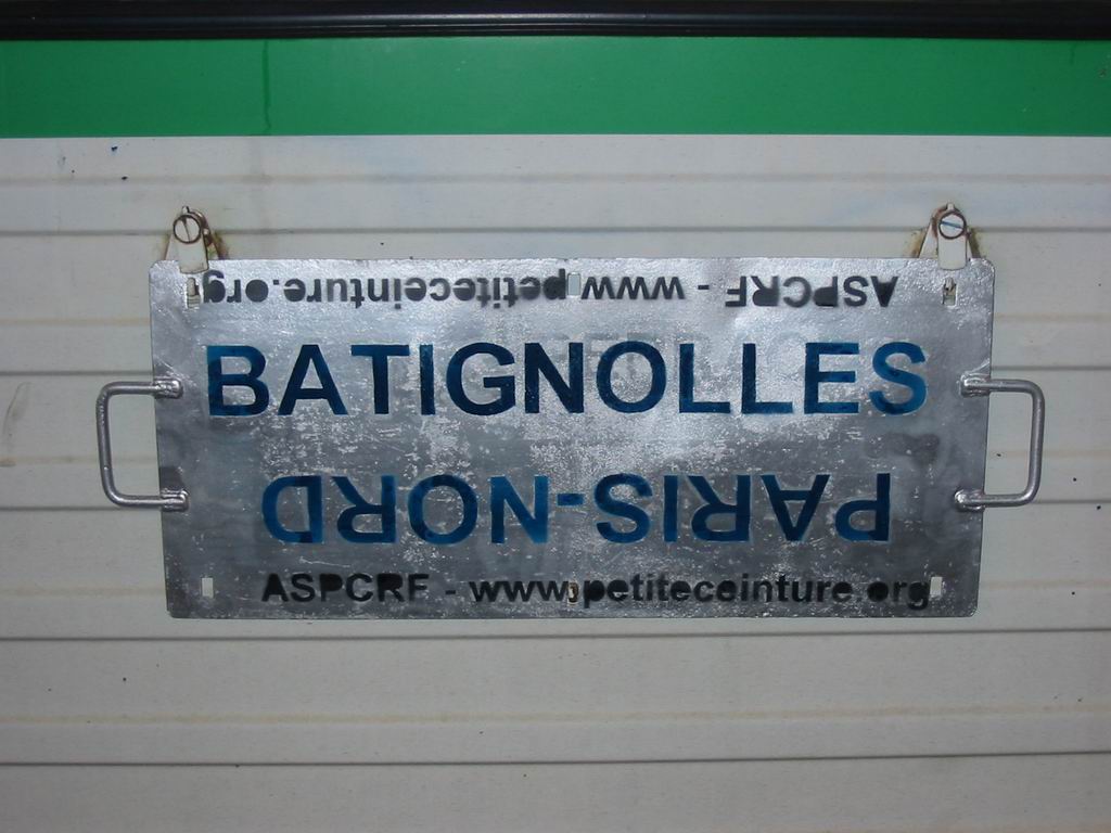 Train en direction de Batignolles au 09 Novembre 2003